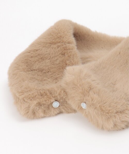 LBC（エルビーシー）の「フェイクファーマグネットティペット（ネックウォーマー/スヌード・レディース・キャメル/グレー・FREE）」の7枚目の写真