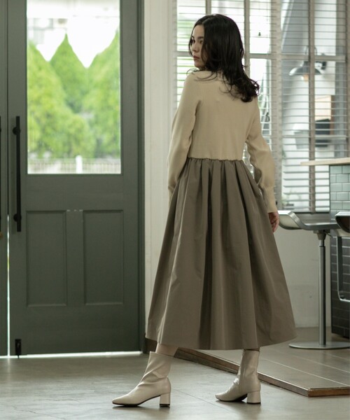 OPAQUE.CLIP（オペークドットクリップ）の「◆ハイネックニット×ギャザースカートドッキングワンピース【洗濯機洗い可】（ワンピース・レディース・ピンク系/ブラック系4/ベージュ系その他7/チャコール・42/40/38）」の19枚目の写真