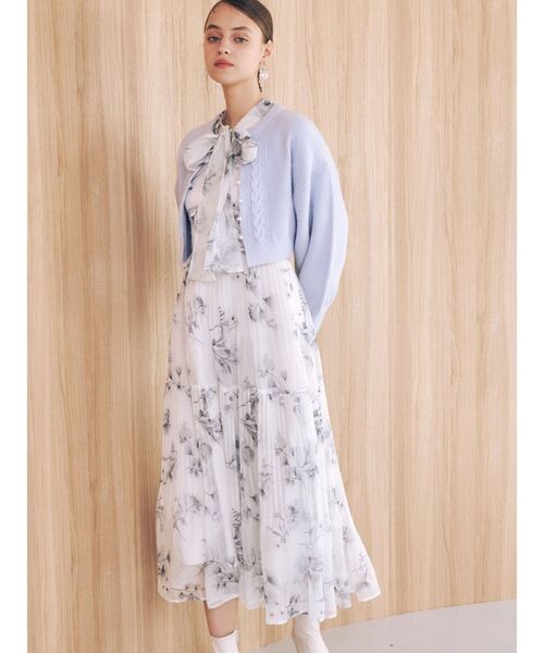 MERCURYDUO（マーキュリーデュオ）の「モモンガスリーブケーブルニットカーディガン（カーディガン/ボレロ・レディース・オフホワイト/ライトブルー・FREE）」の5枚目の写真