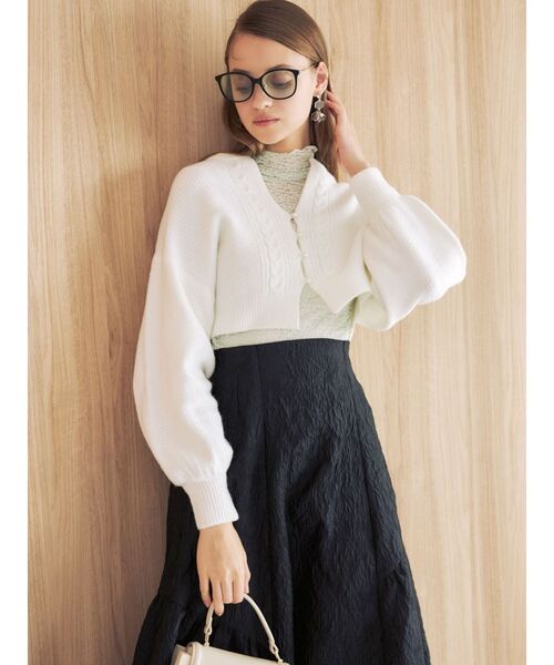 MERCURYDUO（マーキュリーデュオ）の「モモンガスリーブケーブルニットカーディガン（カーディガン/ボレロ・レディース・オフホワイト/ライトブルー・FREE）」の11枚目の写真