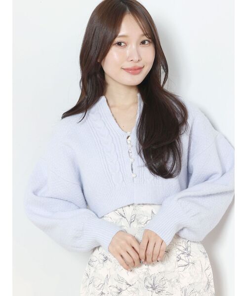 MERCURYDUO（マーキュリーデュオ）の「モモンガスリーブケーブルニットカーディガン（カーディガン/ボレロ・レディース・オフホワイト/ライトブルー・FREE）」の12枚目の写真