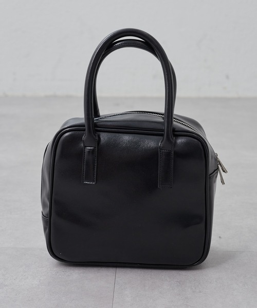 CIAOPANIC TYPY(チャオパニックティピー)の「【新色追加!!】2WAYエナメルボストンBAG(ボストンバッグ・レディース・ブラック/シルバー/ブロンズ/ライトブラウン・ONE SIZE)」の14枚目の写真