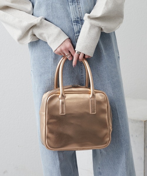 CIAOPANIC TYPY(チャオパニックティピー)の「【新色追加!!】2WAYエナメルボストンBAG(ボストンバッグ・レディース・ブラック/シルバー/ブロンズ/ライトブラウン・ONE SIZE)」の11枚目の写真