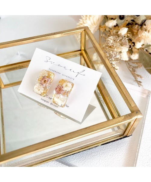 tone(トーン)の「【S.coeuf】【S.coeuf】ピアス アーチ型×かすみ草(MA)(ピアス(両耳用)・レディース・ブルー/パープル・FREE)」の3枚目の写真