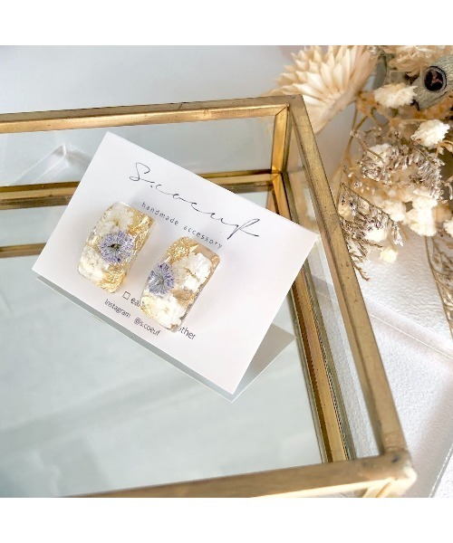 tone(トーン)の「【S.coeuf】【S.coeuf】ピアス アーチ型×かすみ草(MA)(ピアス(両耳用)・レディース・ブルー/パープル・FREE)」の5枚目の写真