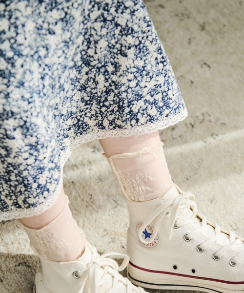 Crisp（クリスプ）の「バックリボンフラワーワンピース（ワンピース・レディース・ベージュ/ブルー/ブラック・FREE）」の17枚目の写真