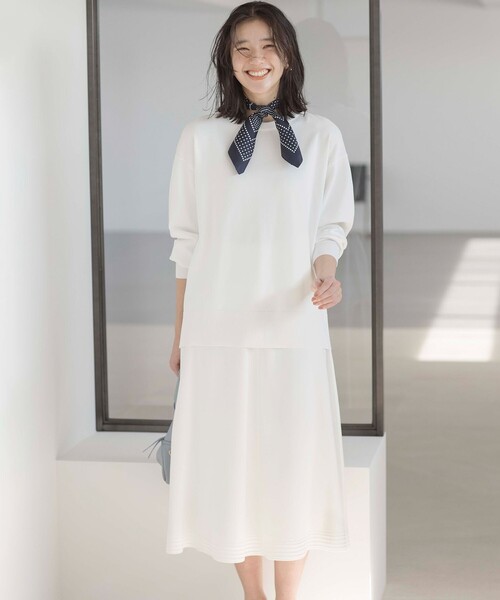 組曲（クミキョク）の「【WEB限定カラーあり】MINA バックリボンニットプルオーバー（ニット/セーター・レディース・アイボリー系9/グリーン系/ライトグレー系9/ブラック系・5/6）」の8枚目の写真