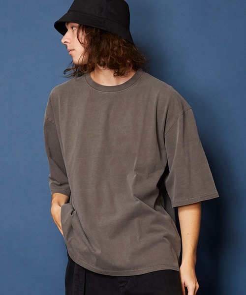 MEMENTISM（メメントイズム）の「ヴィンテージライク 古着風 綿100％ピグメント加工Tシャツ（Tシャツ/カットソー・メンズ・ベージュ/ブラウン/グリーン/ブラック・MEDIUM/LARGE/X-LARGE）」の2枚目の写真