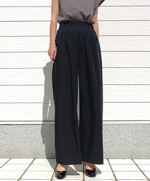 Q（キュー）の「COOLタッチワイドパンツ（その他パンツ・レディース・ブラック/ブラウン・MEDIUM）」の3枚目の写真