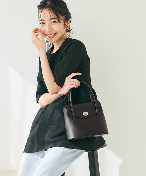 coca(coca)(コカ)の「【WEB限定セール】フェイクレザーハンドバッグ(ハンドバッグ・レディース・グレイッシュベージュ/ブラック・ONE SIZE)」の11枚目の写真