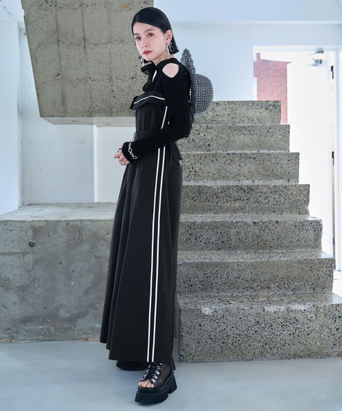 HARE（ハレ）の「デザインワイドサロペット(HARE)（サロペット/オーバーオール・レディース・グレー/ブラック・FREE）」の5枚目の写真