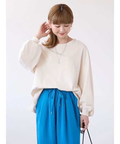 AMERICAN HOLIC（アメリカンホリック）の「袖ボリュームカットプルオーバー（Tシャツ/カットソー・レディース・オフホワイト/チャコールグレー/アイボリー/サックスブルー/イエロー・L/M）」の19枚目の写真