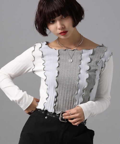 PAGEBOY（ページボーイ）の「ハイショクルーズネックトップス（Tシャツ/カットソー・レディース・ブラック/オフホワイト・FREE）」の2枚目の写真