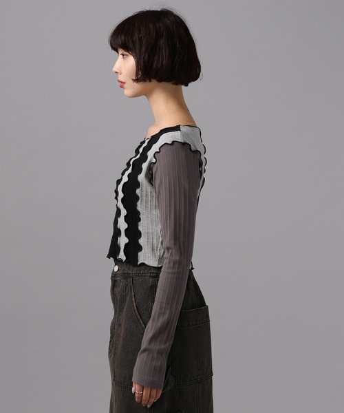 PAGEBOY（ページボーイ）の「ハイショクルーズネックトップス（Tシャツ/カットソー・レディース・ブラック/オフホワイト・FREE）」の16枚目の写真