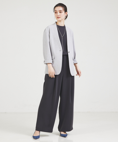 qualite（カリテ）の「【通勤/オケージョン】セットアップ対応ラッパスリーブブラウス（シャツ/ブラウス・レディース・チャコールグレー/アイボリー・フリー）」の7枚目の写真