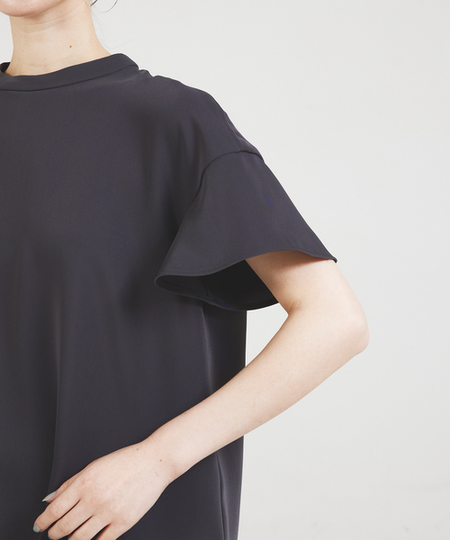 qualite（カリテ）の「【通勤/オケージョン】セットアップ対応ラッパスリーブブラウス（シャツ/ブラウス・レディース・チャコールグレー/アイボリー・フリー）」の17枚目の写真