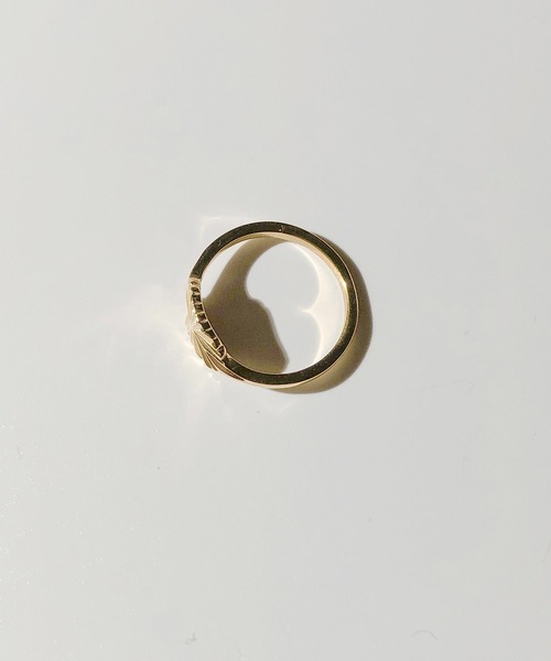 TUWAKRIM（トゥワクリム）の「【TUWAKRIM】ライトニングリング（リング・レディース・ゴールド・MEDIUM/LARGE/XX-LARGE）」の4枚目の写真