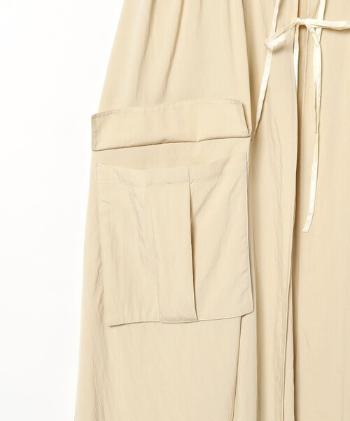 Ray BEAMS（レイビームス）の「Ray BEAMS / カーゴ ポケット キャミ ワンピース（ワンピース・レディース・オリーブ/ベージュ・ONE SIZE）」の16枚目の写真