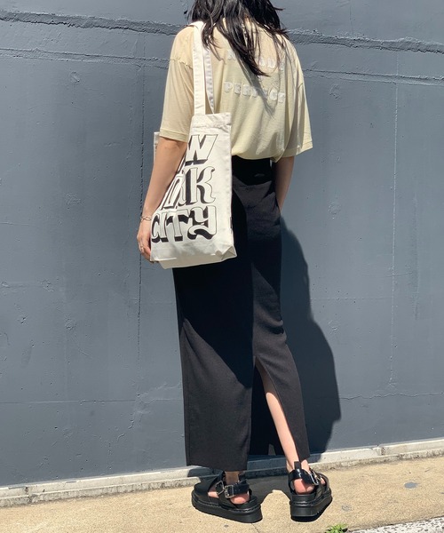 mi via loca（ミヴィアロカ）の「RECYCLED SOFT FABRIC ニューヨークロゴトートバッグ（トートバッグ・レディース・ホワイト系その他/レッド/ライトグリーン/アイボリー・FREE）」の12枚目の写真