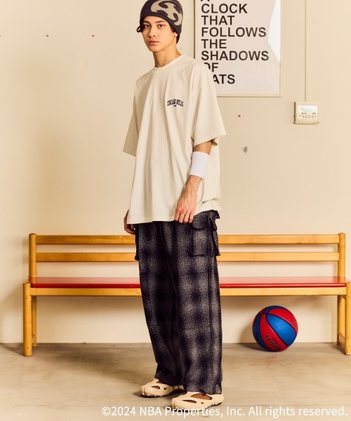 NBA（エヌビーエー）の「[OFF THE COURT by NBA/オフ・ザ・コート バイ NBA] 別注 プリントTシャツ（Tシャツ/カットソー・レディース・C/B/I/G/F/E/D/H/A・XL/L/M/S）」の16枚目の写真