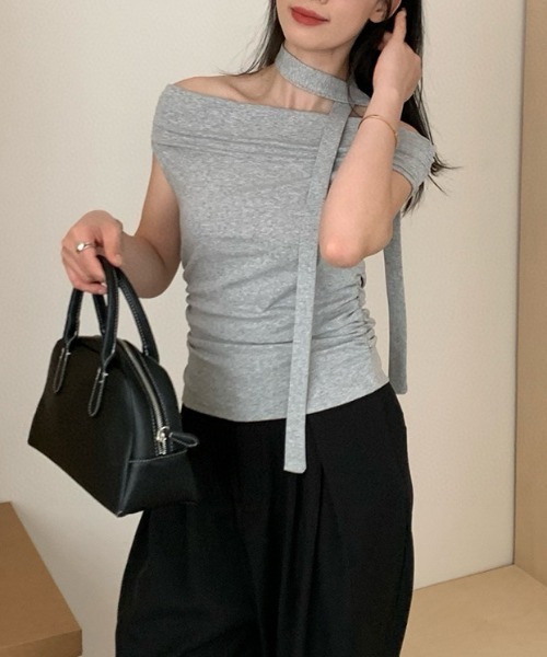 gossip!ロサンゼルス(ゴシップロサンゼルス)の「リボンアクセント オフショルタイトトップス(その他トップス・レディース・レッド/ホワイト/グレー/ブラック・FREE)」の20枚目の写真