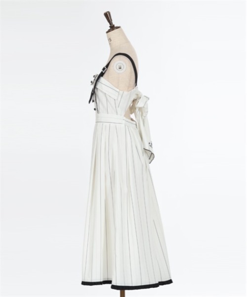 axes femme（アクシーズファム）の「バックリボンストライプジャンパースカート（ジャンパースカート・レディース・グレー/ホワイト/ネイビー・FREE）」の8枚目の写真