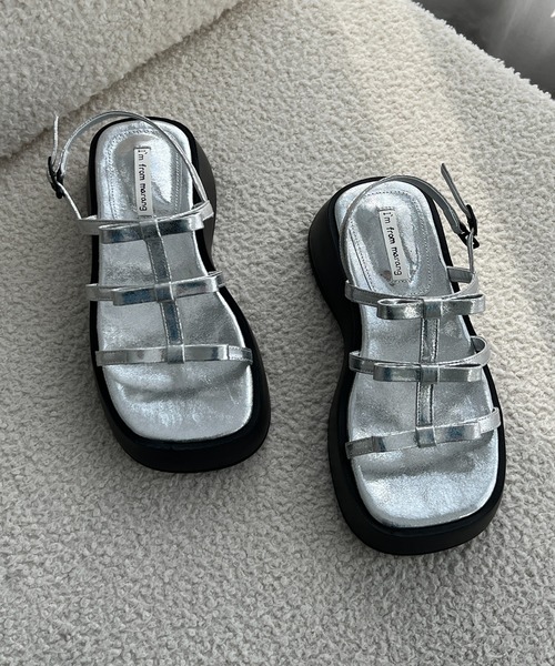 by muni:r（バイ ムニール）の「トリプルリボンプラットフォームサンダル（パンプス・レディース・ホワイト/シルバー/ブラック・25.0cm/24.5cm/24.0cm/23.5cm/23.0cm）」の21枚目の写真