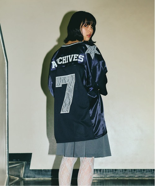 led.tokyo(レッドトウキョウ)の「【led.tokyo】2000archives × led tokyoフットボールTシャツ(Tシャツ/カットソー・レディース・ネイビー・FREE)」の3枚目の写真