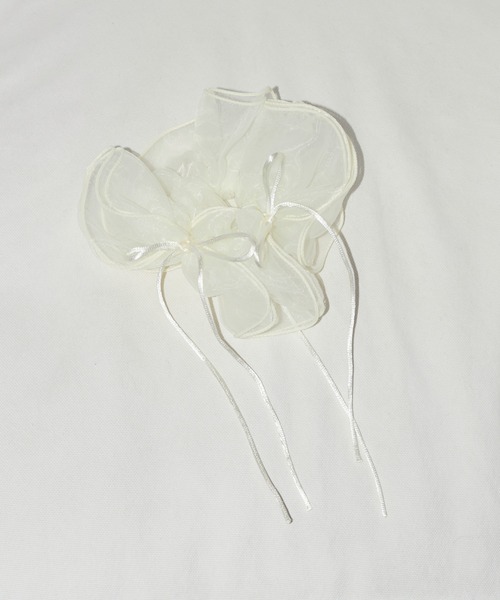 GOLDY（ゴールディ）の「リボン ハング チュール ビッグ シュシュ（シュシュ・レディース・ピンク/ブルー/アイボリー/ブラック/レッド・FREE）」の19枚目の写真