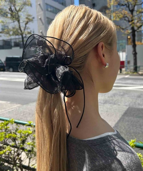 GOLDY（ゴールディ）の「リボン ハング チュール ビッグ シュシュ（シュシュ・レディース・ピンク/ブルー/アイボリー/ブラック/レッド・FREE）」の14枚目の写真