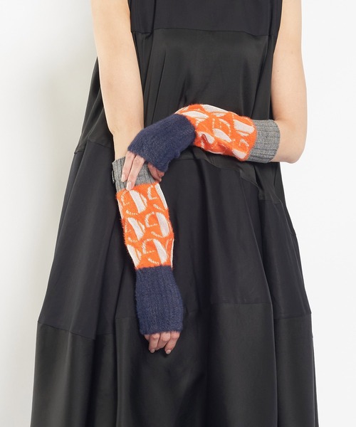 gomme（ゴム）の「アームウォーマー（アームカバー・レディース・パープル/ホワイト/ブラック/オレンジ・FREE）」の4枚目の写真