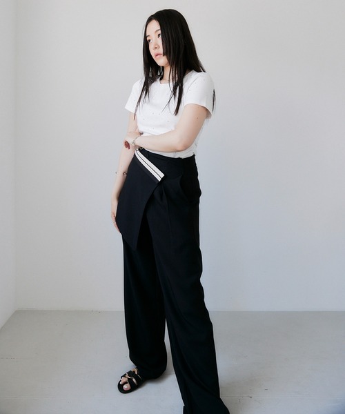 solleim(ソルレム)の「フラップレイヤードスラックス(その他パンツ・レディース・チャコールグレー/ブラック・S/M)」の3枚目の写真