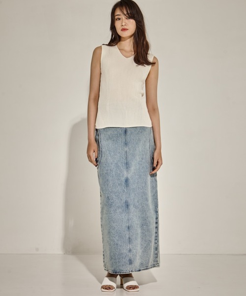 STUDIOUS(ステュディオス)の「【STUDIOUS/ステュディオス】Vネックリブノースリーブニット(ニット/セーター・レディース・ブラック/アイボリー・FREE)」の17枚目の写真