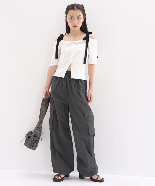 one after another NICE CLAUP(ワンアフターアナザーナイスクラップ)の「サイドレースカーゴパンツ(カーゴパンツ・レディース・ピンク/ホワイト/チャコールグレー/ホワイト系その他・FREE)」の7枚目の写真