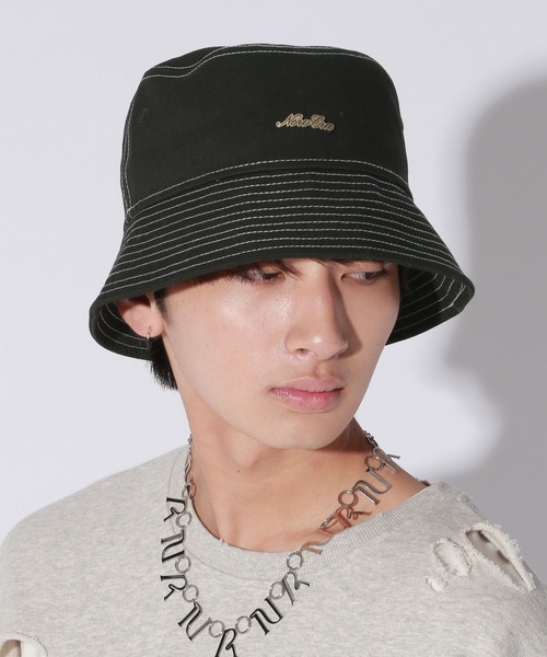 Anui（アニュイ）の「【UNISEX】NEWERA メタルロゴバケハ（ハット・レディース・ブラック/オフホワイト・FREE）」の5枚目の写真