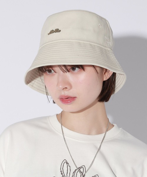 Anui（アニュイ）の「【UNISEX】NEWERA メタルロゴバケハ（ハット・レディース・ブラック/オフホワイト・FREE）」の7枚目の写真
