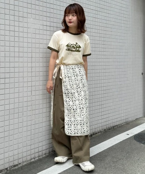 eLur（エラー）の「リンガープリントTシャツ（Tシャツ/カットソー・レディース・カーキ/イエロー・MEDIUM/LARGE）」の8枚目の写真