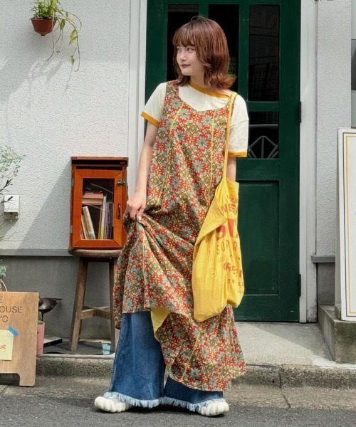 eLur（エラー）の「リンガープリントTシャツ（Tシャツ/カットソー・レディース・カーキ/イエロー・MEDIUM/LARGE）」の15枚目の写真