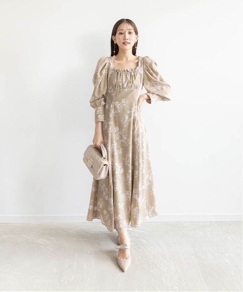 RANDA(ランダ)の「フラワーフリルワンピース(ワンピース・レディース・ベージュ/ブラック/ホワイト・1/0)」の8枚目の写真