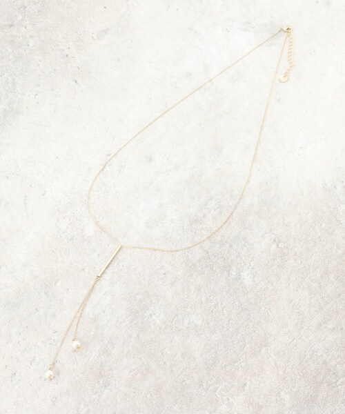 OPAQUE.CLIP（オペークドットクリップ）の「パール調×バー ロングネックレス（ネックレス・レディース・ゴールド/シルバー・00）」の7枚目の写真