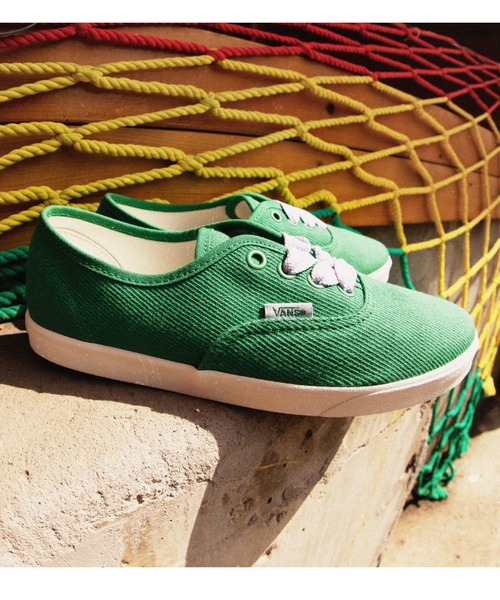 VANS ヴァンズ Authentic Lowpro オールドスクール VN000D04J5F