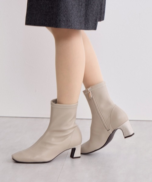 HIMIKO（ヒミコ）の「【Made in Japan】【撥水】5cmヒールシープレザーストレッチブーツ（ブーツ・レディース・ダークブラウン/ブラック/アイボリー/ブラウン・22.5cm/23.0cm/24.0cm/25.0cm/23.5cm/24.5cm/22.0cm/25.5cm/26.0cm/21.5cm/26.5cm）」の9枚目の写真