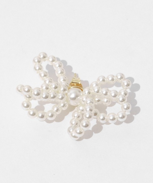 flower(フラワー)の「クラウディリボンピアス(ピアス(片耳用)・レディース・ホワイト・FREE)」の2枚目の写真