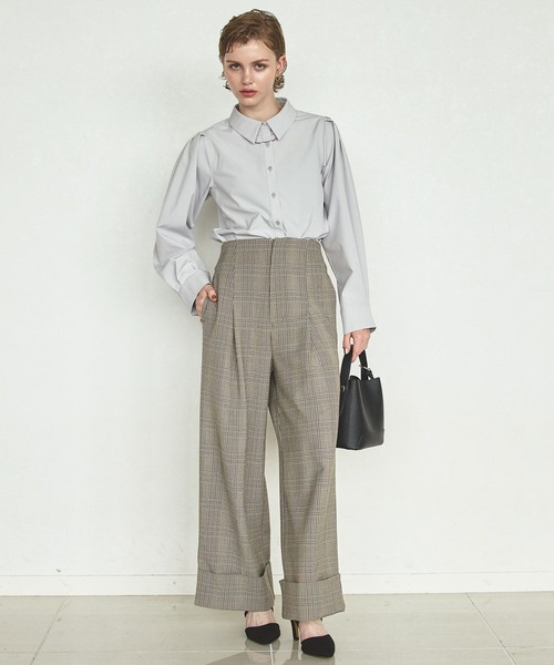 Andemiu（アンデミュウ）の「チェックオリカエシワイドパンツ141514（スラックス・レディース・ベージュ/グレー・SMALL/MEDIUM）」の17枚目の写真