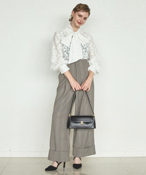 Andemiu（アンデミュウ）の「チェックオリカエシワイドパンツ141514（スラックス・レディース・ベージュ/グレー・SMALL/MEDIUM）」の16枚目の写真