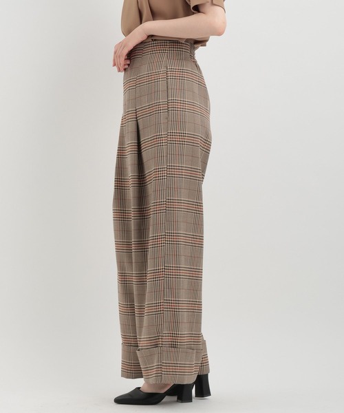 Andemiu（アンデミュウ）の「チェックオリカエシワイドパンツ141514（スラックス・レディース・ベージュ/グレー・SMALL/MEDIUM）」の10枚目の写真