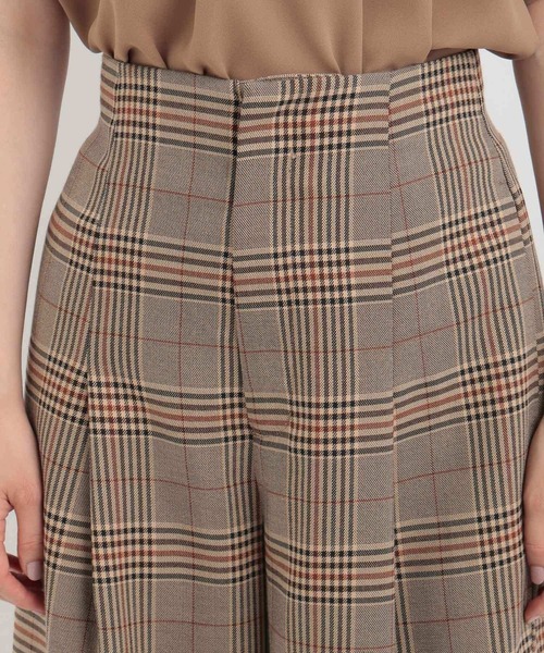 Andemiu（アンデミュウ）の「チェックオリカエシワイドパンツ141514（スラックス・レディース・ベージュ/グレー・SMALL/MEDIUM）」の8枚目の写真