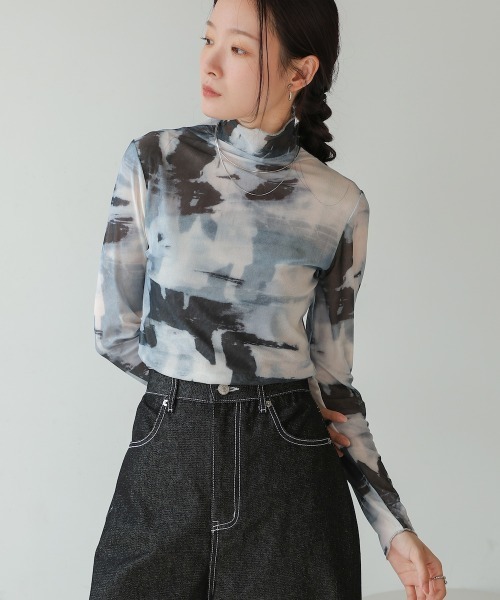 Bab(バブ)の「ニュアンスシアーハイネックインナー(Tシャツ/カットソー・レディース・ブラック/オフホワイト/グレー/ベージュ/ブラウン・FREE)」の6枚目の写真
