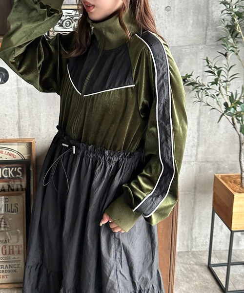 apres jour mignon（アプレジュールミニョン）の「切替トラックワンピース【ZOZOTOWN限定アイテム】（ワンピース・レディース・カーキ/ブラック/グレー/チャコールグレー/ネイビー・X-LARGE/MEDIUM/SMALL）」の7枚目の写真