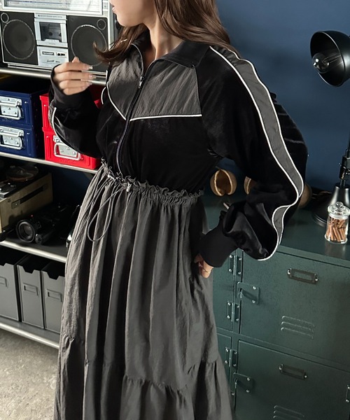 apres jour mignon（アプレジュールミニョン）の「切替トラックワンピース【ZOZOTOWN限定アイテム】（ワンピース・レディース・カーキ/ブラック/グレー/チャコールグレー/ネイビー・X-LARGE/MEDIUM/SMALL）」の17枚目の写真